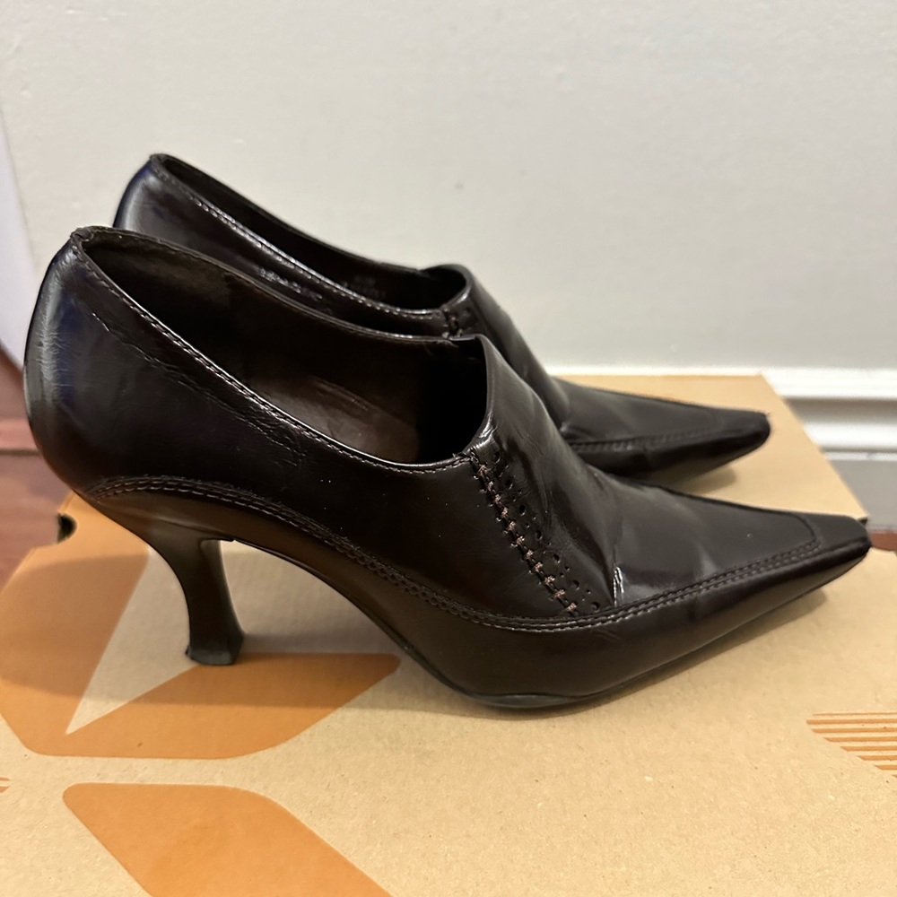Frank Sarto 3 Inch Heel, Brown Leather Heels 9 1/2 Medium, Closed Fit